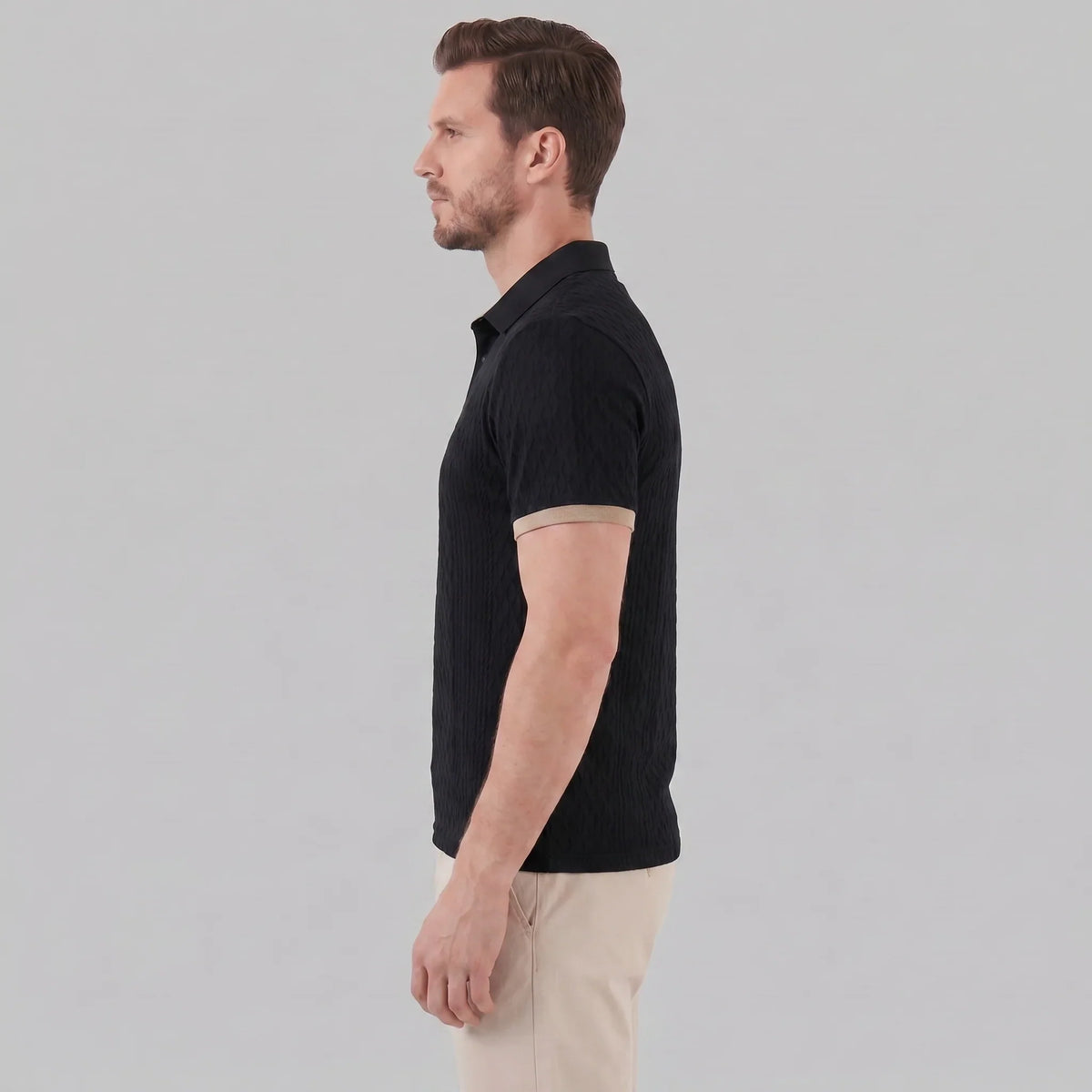 Men's Textured Polo Shirt with Contrast Collar 4