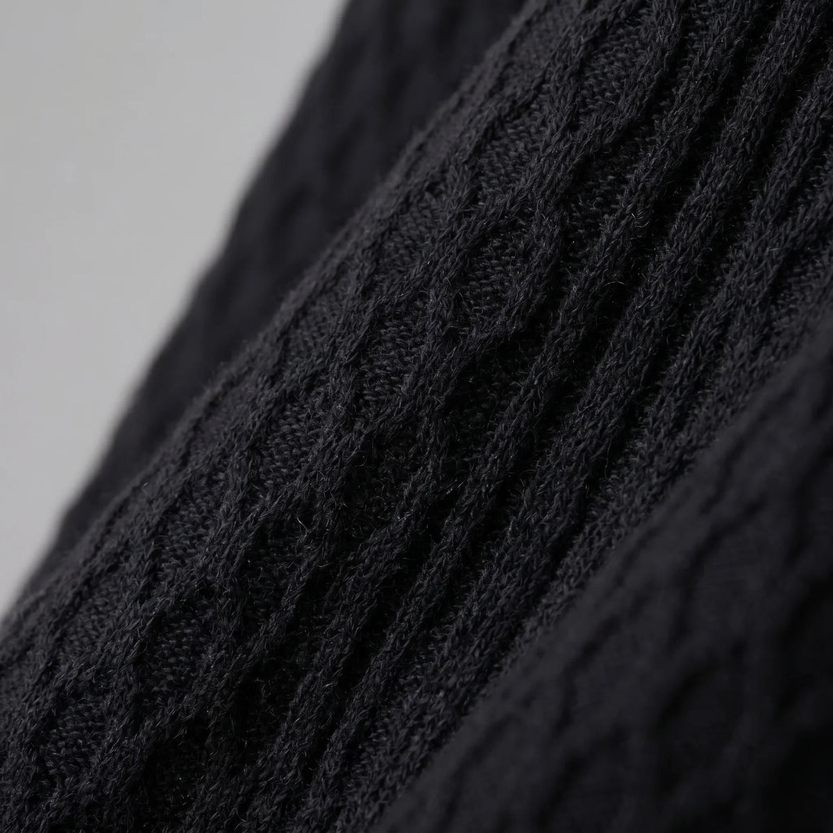 Men's Textured Polo Shirt with Contrast Collar 7